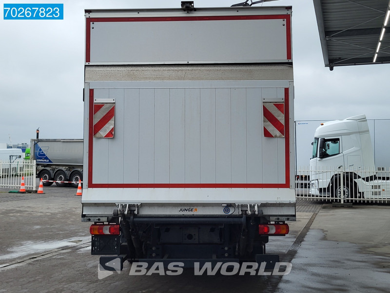 Mercedes-Benz Atego 816 4X2 8tonner Thermo-King B-100 Max Ladebordwand Euro 6 - Box truck: picture 3 Mercedes-Benz Atego 816 4X2 8tonner Thermo-King B-100 Max Ladebordwand Euro 6 - Box truck: picture 3