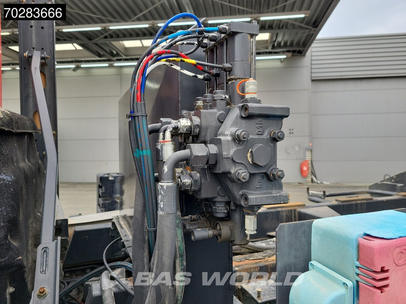 Renault Kerax 430 8X4 16m3 Forez Bennes tipper Full Steel Big-Axle Automatic Euro 5 - Tipper: picture 2 Renault Kerax 430 8X4 16m3 Forez Bennes tipper Full Steel Big-Axle Automatic Euro 5 - Tipper: picture 2