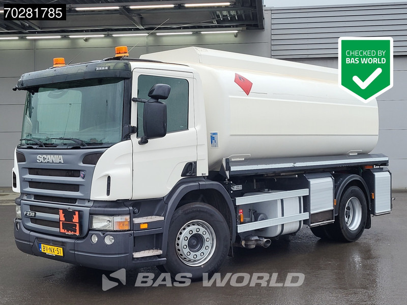 Scania P230 4X2 NL-Truck 3 compartments 16.300 Ltr ADR 3-Pedals Euro 5 - Tanker truck: picture 1 Scania P230 4X2 NL-Truck 3 compartments 16.300 Ltr ADR 3-Pedals Euro 5 - Tanker truck: picture 1