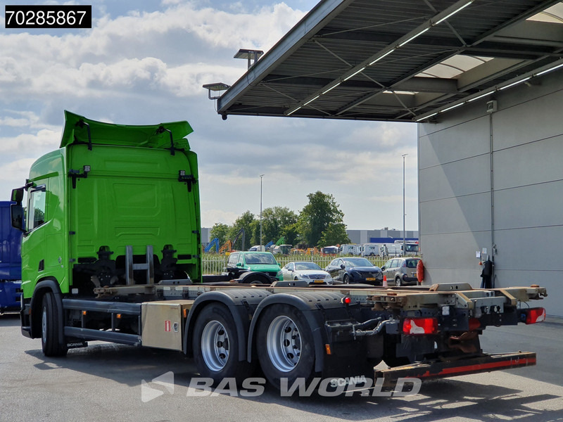 Scania R520 R 6X2 BDF Retarder Lift-axle Automatic LED ACC Euro 6 - Container transporter/ Swap body truck: picture 2 Scania R520 R 6X2 BDF Retarder Lift-axle Automatic LED ACC Euro 6 - Container transporter/ Swap body truck: picture 2