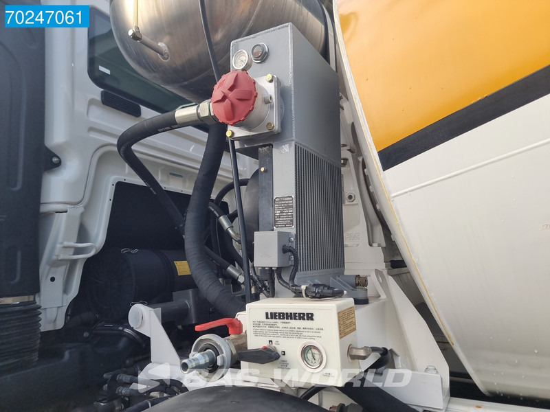 New Concrete mixer truck Sitrak G5 350 8X4 NEW! 8m3 Liebherr Mixer Big-Axle Steel Suspension: picture 9