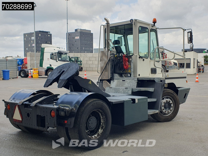 Terberg YT 222 4X2 NL-Truck Big-Axle - Terminal tractor: picture 5 Terberg YT 222 4X2 NL-Truck Big-Axle - Terminal tractor: picture 5