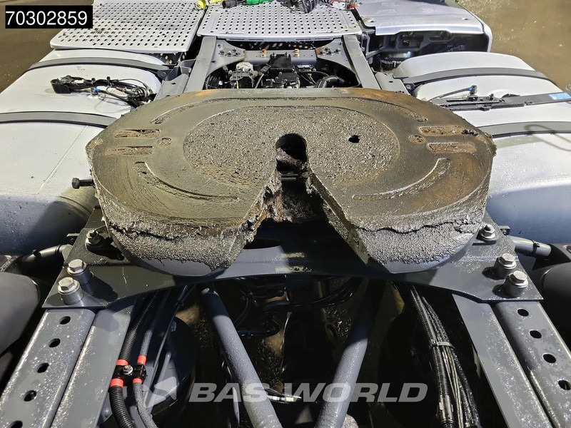 Tractor unit DAF XF 480 4X2 SSC 2xTanks: picture 15