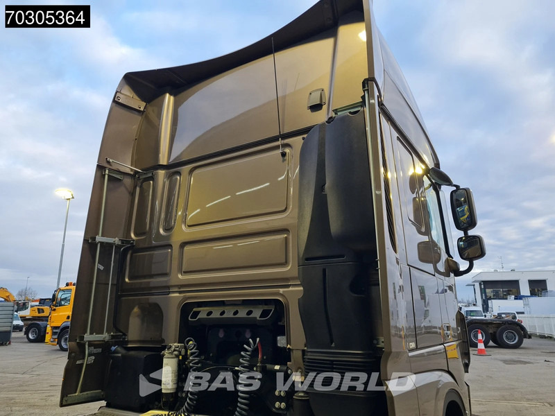 Tractor unit DAF XF 530 4X2 SSC NL-Truck 2xTanks Alcoa's Standklima: picture 8