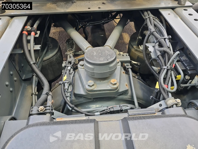 Tractor unit DAF XF 530 4X2 SSC NL-Truck 2xTanks Alcoa's Standklima: picture 12