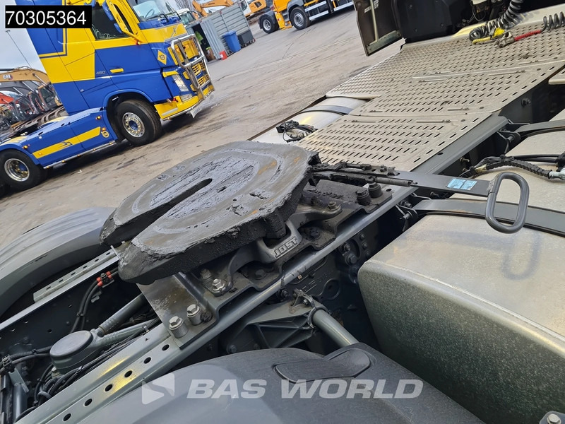 Tractor unit DAF XF 530 4X2 SSC NL-Truck 2xTanks Alcoa's Standklima: picture 11