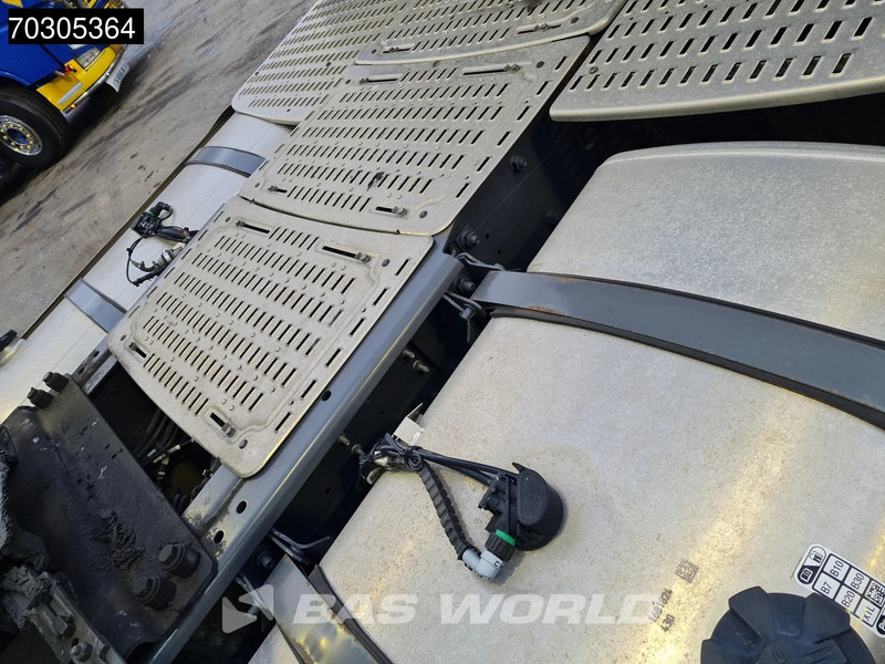 Tractor unit DAF XF 530 4X2 SSC NL-Truck 2xTanks Alcoa's Standklima: picture 10