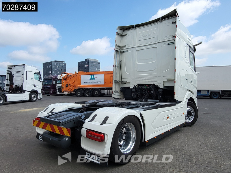 DAF XG+ 530 XG+ 4X2 Retarder 2x Tanks Standklima Leather Alcoa's - Tractor unit: picture 5 DAF XG+ 530 XG+ 4X2 Retarder 2x Tanks Standklima Leather Alcoa's - Tractor unit: picture 5