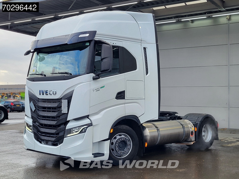 Iveco S-Way 460 S-Way 4X2 LNG! Retarder 2X Tanks - Tractor unit: picture 2 Iveco S-Way 460 S-Way 4X2 LNG! Retarder 2X Tanks - Tractor unit: picture 2