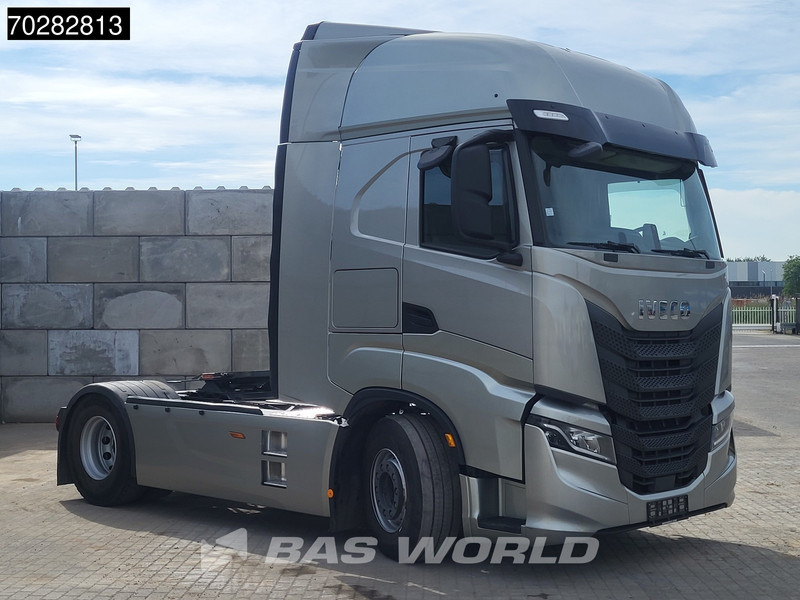 Iveco S-Way 530 4X2 Retarder Standklima LED Navi - Tractor unit: picture 3 Iveco S-Way 530 4X2 Retarder Standklima LED Navi - Tractor unit: picture 3