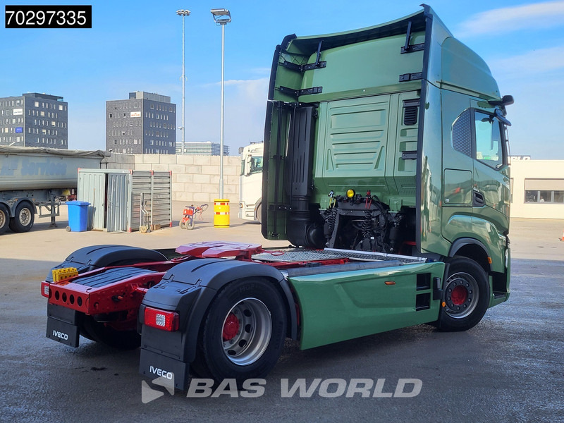 Iveco S-Way 580 4X2 NEW! Electric Steering Standklima Navi ACC LED Euro 6 - Tractor unit: picture 5 Iveco S-Way 580 4X2 NEW! Electric Steering Standklima Navi ACC LED Euro 6 - Tractor unit: picture 5