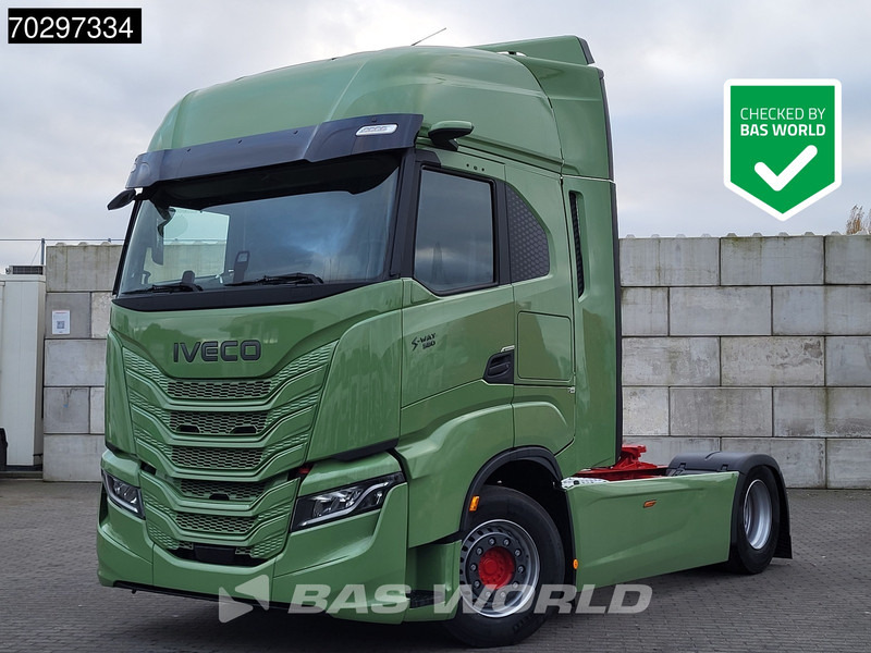 Iveco S-Way 580 4X2 NEW! Standklima Navi ACC LED Euro 6 - Tractor unit: picture 1 Iveco S-Way 580 4X2 NEW! Standklima Navi ACC LED Euro 6 - Tractor unit: picture 1