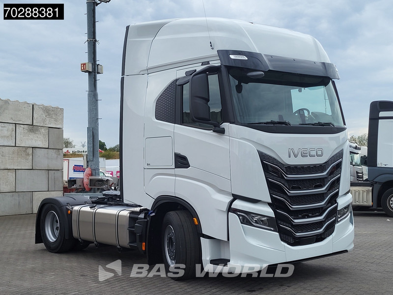 Iveco S-way 580 4X2 Nieuw! 2xTanks Standklima ACC LED Euro 6 - Tractor unit: picture 3 Iveco S-way 580 4X2 Nieuw! 2xTanks Standklima ACC LED Euro 6 - Tractor unit: picture 3