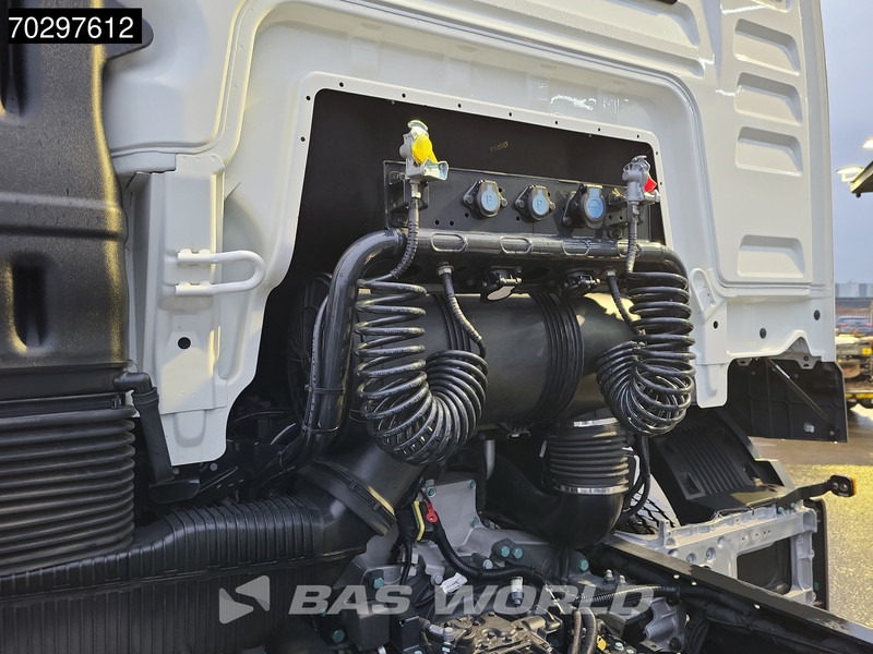 Leasing of MAN TGS 33.440 6X4 NEW! TN Manual Full-Steel Big-Axle Drumbrakes Euro 2 MAN TGS 33.440 6X4 NEW! TN Manual Full-Steel Big-Axle Drumbrakes Euro 2: picture 10