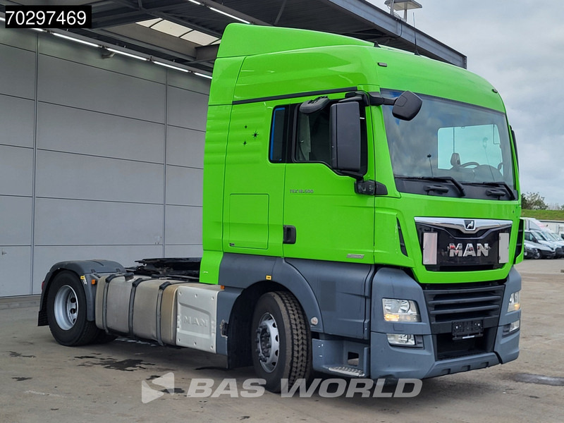 MAN TGX 18.500 4X2 XLX Retarder ACC Euro 6 - Tractor unit: picture 3 MAN TGX 18.500 4X2 XLX Retarder ACC Euro 6 - Tractor unit: picture 3
