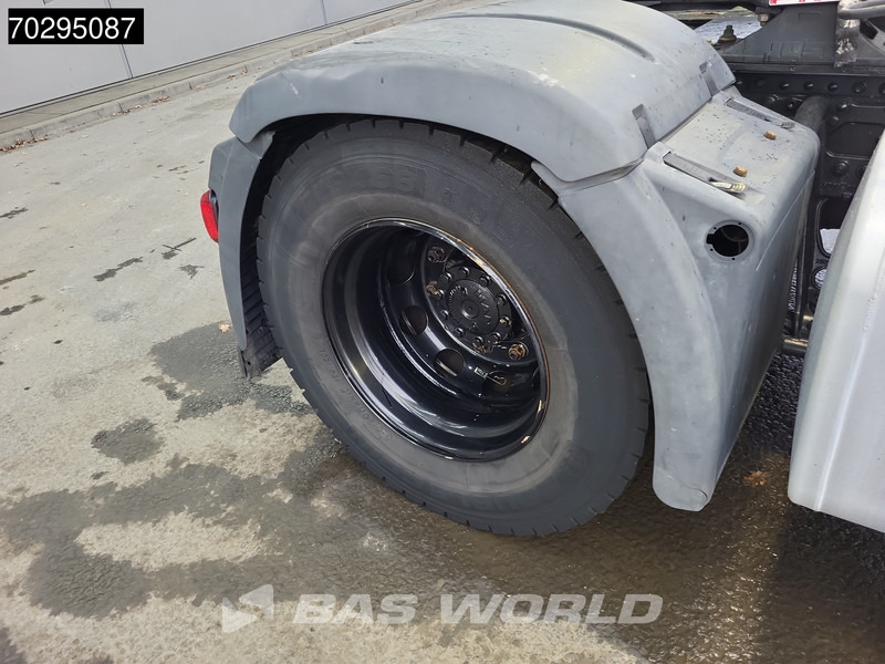 Tractor unit MAN TGX 18.500 4X2 XXL Mega Retarder 2x Tanks Full-Air: picture 11 Tractor unit MAN TGX 18.500 4X2 XXL Mega Retarder 2x Tanks Full-Air: picture 11