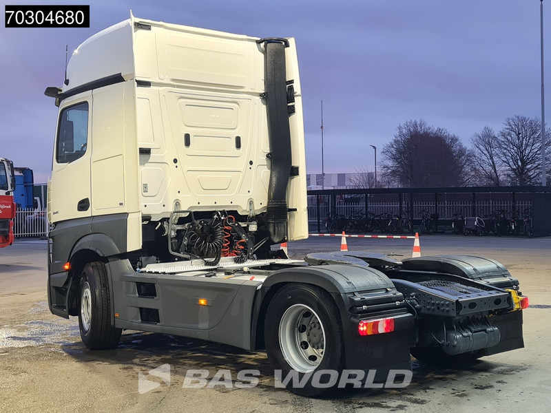 Mercedes-Benz Actros 1845 4X2 GigaSpace Retarder MirrorCam Navi Euro 6 - Tractor unit: picture 2 Mercedes-Benz Actros 1845 4X2 GigaSpace Retarder MirrorCam Navi Euro 6 - Tractor unit: picture 2
