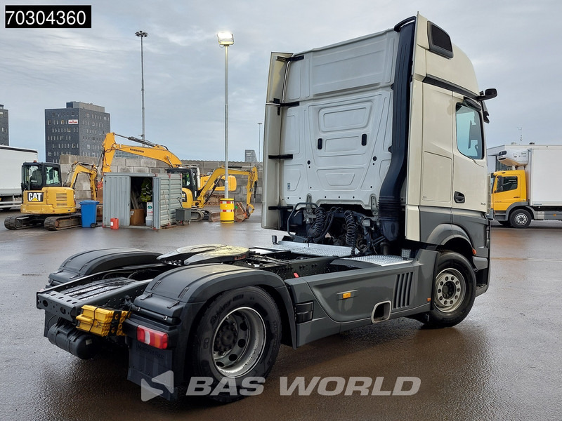 Mercedes-Benz Actros 1845 4X2 GigaSpace Retarder MirrorCam Navi Euro 6 - Tractor unit: picture 5 Mercedes-Benz Actros 1845 4X2 GigaSpace Retarder MirrorCam Navi Euro 6 - Tractor unit: picture 5