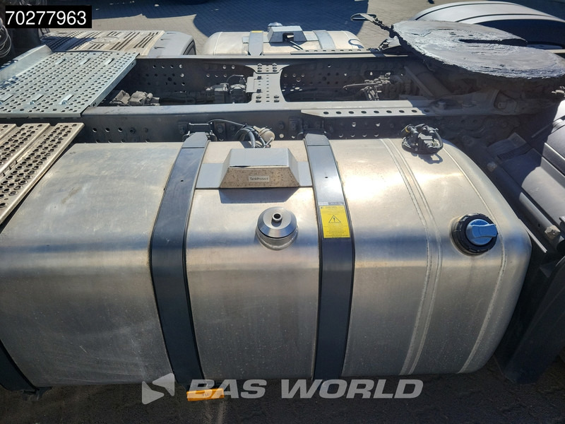 Mercedes-Benz Actros 1851 Actros 4X2 BigSpace 2x Tanks - Tractor unit: picture 5 Mercedes-Benz Actros 1851 Actros 4X2 BigSpace 2x Tanks - Tractor unit: picture 5