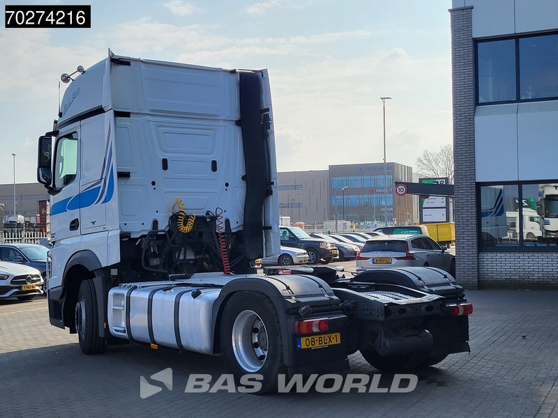 Mercedes-Benz Actros 1945 Actros 4X2 NL-Truck GigaSpace ACC Xenon Euro 6 - Tractor unit: picture 2 Mercedes-Benz Actros 1945 Actros 4X2 NL-Truck GigaSpace ACC Xenon Euro 6 - Tractor unit: picture 2