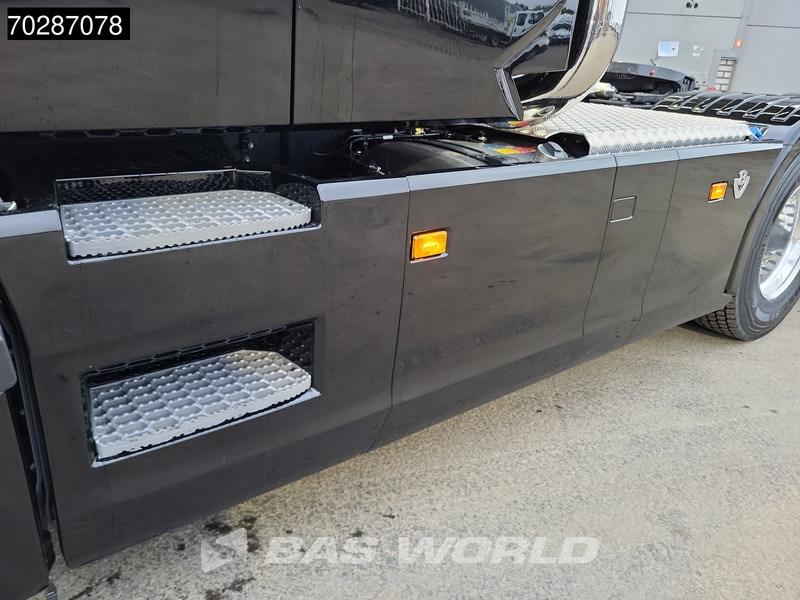 New Tractor unit Scania R770T R 6X2 1 of 1! TUFT Torpedo Full-Air Retarder Liftachse Leder Alcoa's V8 Euro 6: picture 14 New Tractor unit Scania R770T R 6X2 1 of 1! TUFT Torpedo Full-Air Retarder Liftachse Leder Alcoa's V8 Euro 6: picture 14