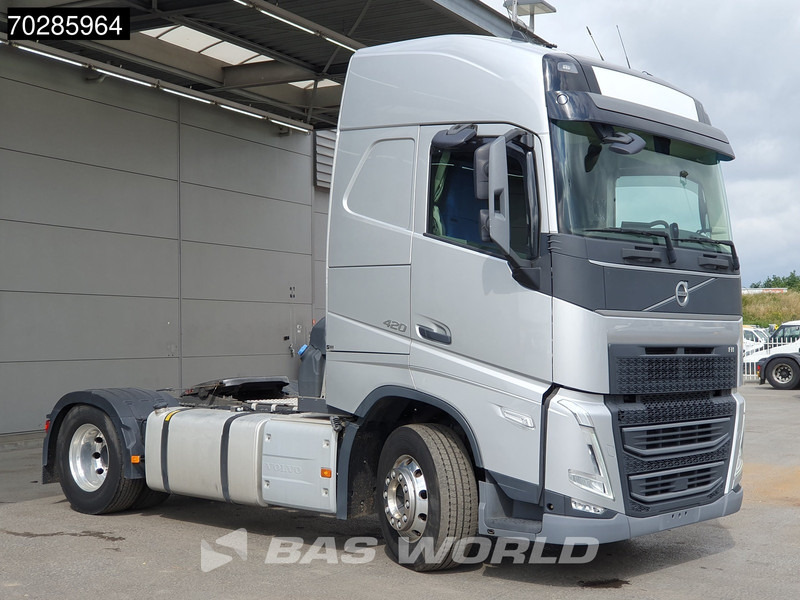 Volvo FH 420 FH 4X2 Globetrotter Alcoa LED ACC Euro 6 - Tractor unit: picture 3 Volvo FH 420 FH 4X2 Globetrotter Alcoa LED ACC Euro 6 - Tractor unit: picture 3