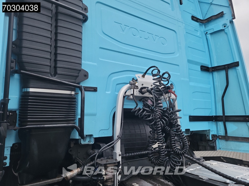 Tractor unit Volvo FM 460 4X2 VEB Hydraulik LED Alcoa's: picture 11 Tractor unit Volvo FM 460 4X2 VEB Hydraulik LED Alcoa's: picture 11