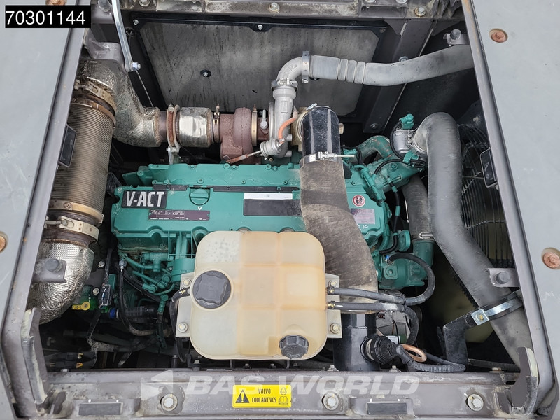 Crawler excavator Volvo EC300 E L Tiltrotator: picture 16