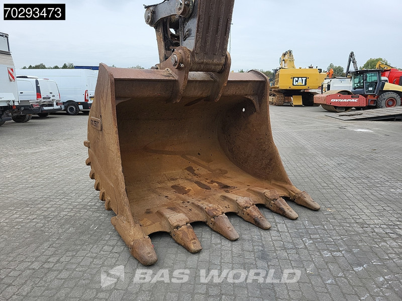 Crawler excavator Volvo EC700 C L: picture 12