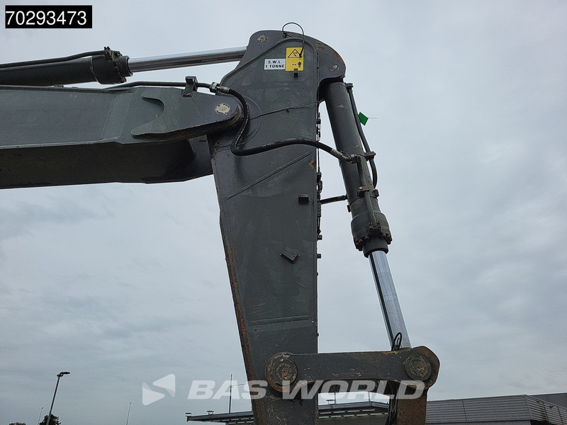 Crawler excavator Volvo EC700 C L: picture 11