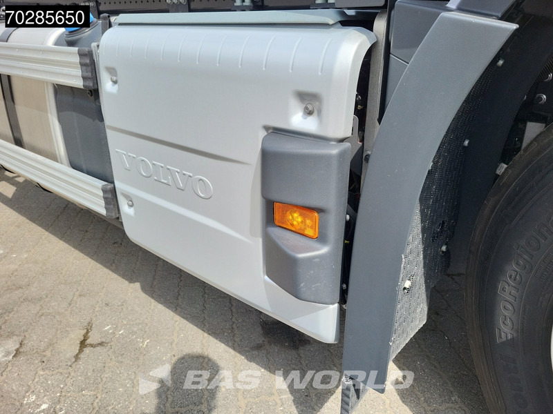 New Hook lift truck Volvo FH 500 6X2 NEW! 21tons HIAB ULT21S59 VEB+ Lift+Lenkachse ACC LED Euro 6: picture 15