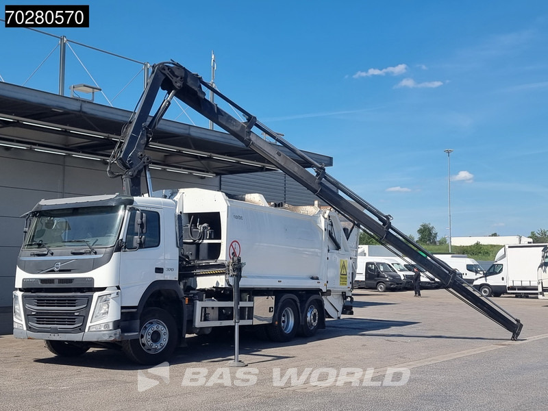 Volvo FM 370 6X2 Hiab X-Hipro 162 Kran GeesinkNorba Lift+Lenkachse VEB Euro 6 - Refuse truck: picture 5 Volvo FM 370 6X2 Hiab X-Hipro 162 Kran GeesinkNorba Lift+Lenkachse VEB Euro 6 - Refuse truck: picture 5