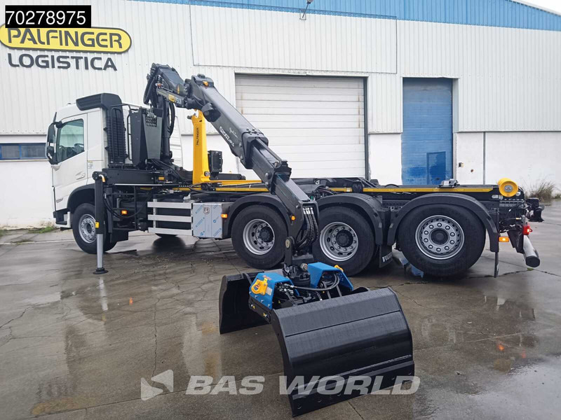 Volvo FM 460 8X4 NEW! Palfinger Q200Z95TR HPLS Crane + HT 24 TEC Hooklift ACC LED - Hook lift truck, Crane truck: picture 3 Volvo FM 460 8X4 NEW! Palfinger Q200Z95TR HPLS Crane + HT 24 TEC Hooklift ACC LED - Hook lift truck, Crane truck: picture 3