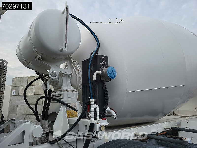 Volvo FMX 410 8X4 9m3 Euro 6 - Concrete mixer truck: picture 3 Volvo FMX 410 8X4 9m3 Euro 6 - Concrete mixer truck: picture 3