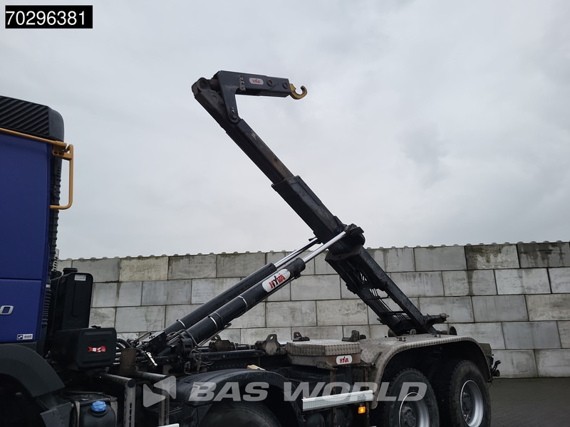 Volvo FMX 460 8X4 Hyva 26-55 SK containersystem Automatic Steelsuspension Big-Axle - Hook lift truck: picture 2 Volvo FMX 460 8X4 Hyva 26-55 SK containersystem Automatic Steelsuspension Big-Axle - Hook lift truck: picture 2
