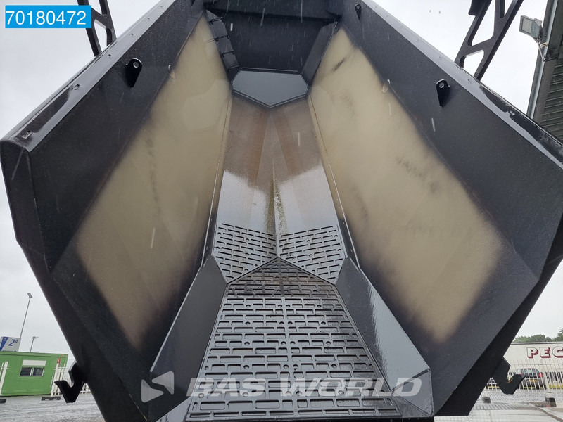 Leasing of Volvo FMX 520 50T payload | 30m3 Tipper | Mining dumper EURO3 Volvo FMX 520 50T payload | 30m3 Tipper | Mining dumper EURO3: picture 6