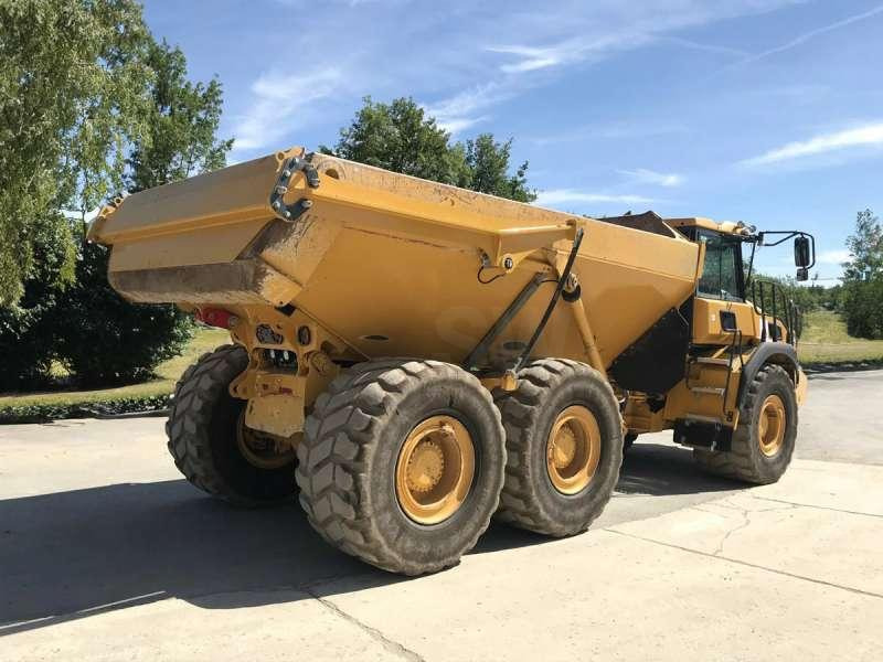 Bell ADT B30E 6X6 - Articulated dump truck: picture 4 Bell ADT B30E 6X6 - Articulated dump truck: picture 4