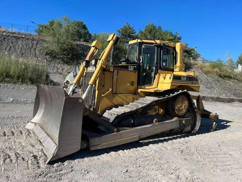 Caterpillar Bulldozer D6RXL - Bulldozer: picture 2 Caterpillar Bulldozer D6RXL - Bulldozer: picture 2