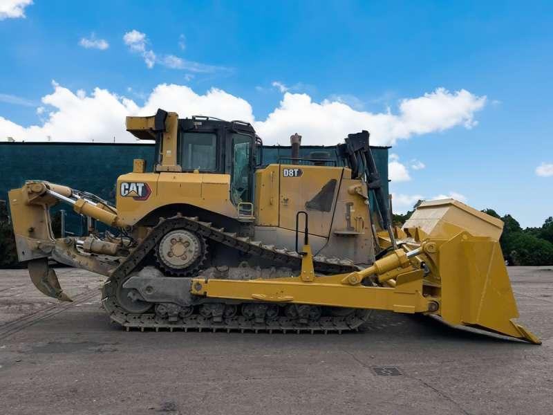 Caterpillar Bulldozer D8T - Bulldozer: picture 2 Caterpillar Bulldozer D8T - Bulldozer: picture 2