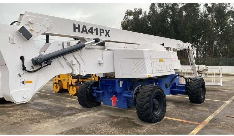 Haulotte HA41PX - Vertical mast lift: picture 3 Haulotte HA41PX - Vertical mast lift: picture 3