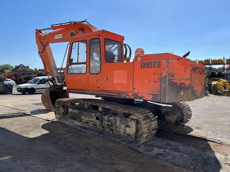 Hitachi UH073 - Crawler excavator: picture 5 Hitachi UH073 - Crawler excavator: picture 5
