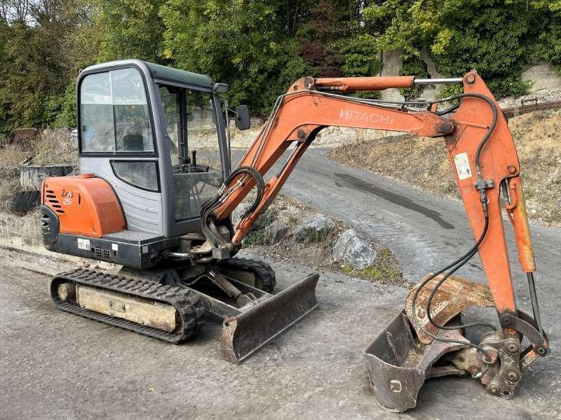 Hitachi ZX25 CLR - Mini excavator: picture 1 Hitachi ZX25 CLR - Mini excavator: picture 1