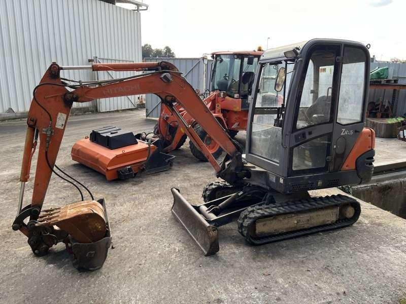 Hitachi ZX25 CLR - Mini excavator: picture 3 Hitachi ZX25 CLR - Mini excavator: picture 3