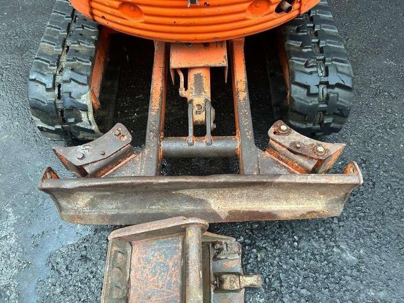 Mini excavator Ihi 15NX: picture 17