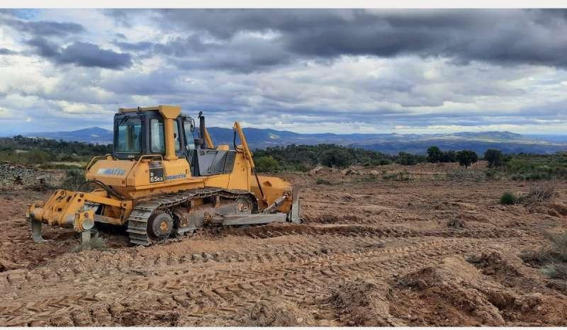 Komatsu D65EX-15 - Bulldozer: picture 3 Komatsu D65EX-15 - Bulldozer: picture 3