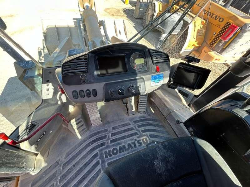 Wheel loader Komatsu WA600-8E0: picture 44