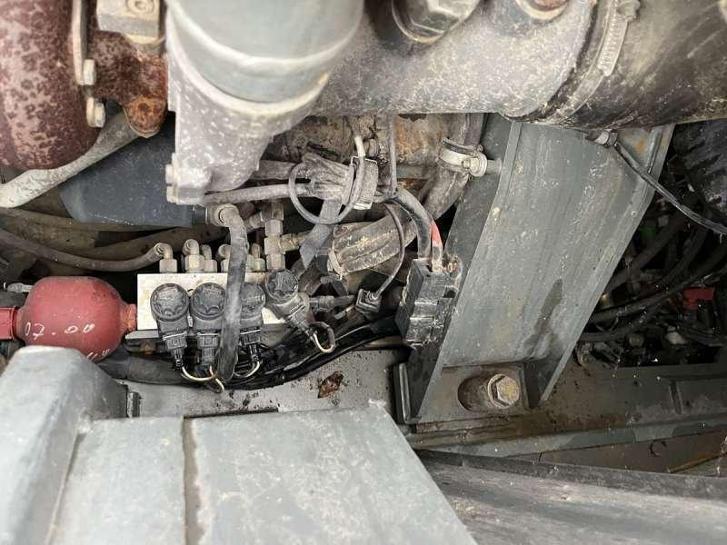 Wheel loader Liebherr L554: picture 36 Wheel loader Liebherr L554: picture 36