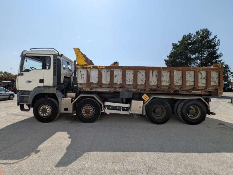 MAN TGA 35.440 8X4 - Hook lift truck: picture 4 MAN TGA 35.440 8X4 - Hook lift truck: picture 4