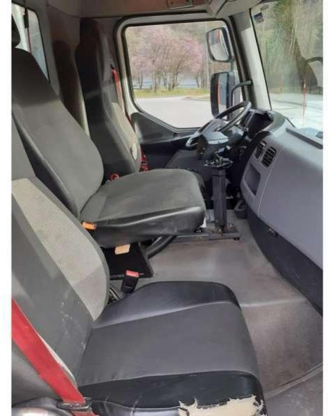 Refuse truck Renault D WIDE: picture 7 Refuse truck Renault D WIDE: picture 7