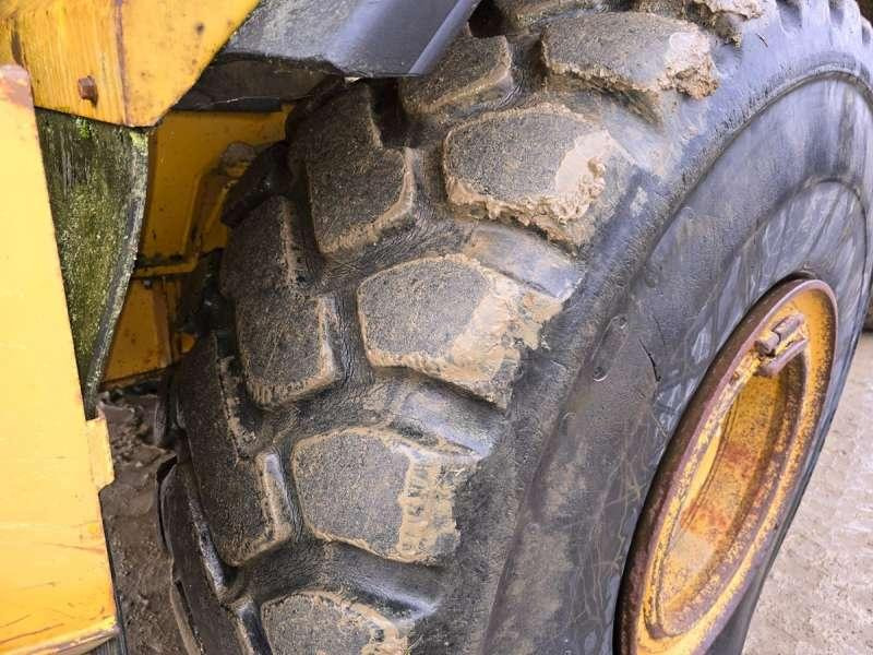 Articulated dump truck Volvo A35 6X6: picture 15